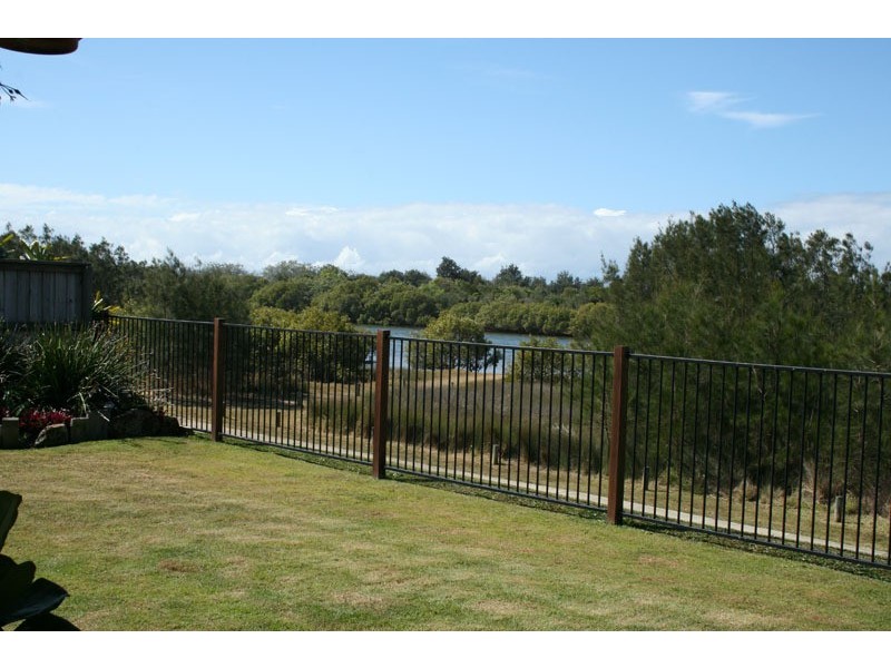 121 Overall Drive, Pottsville NSW 2489