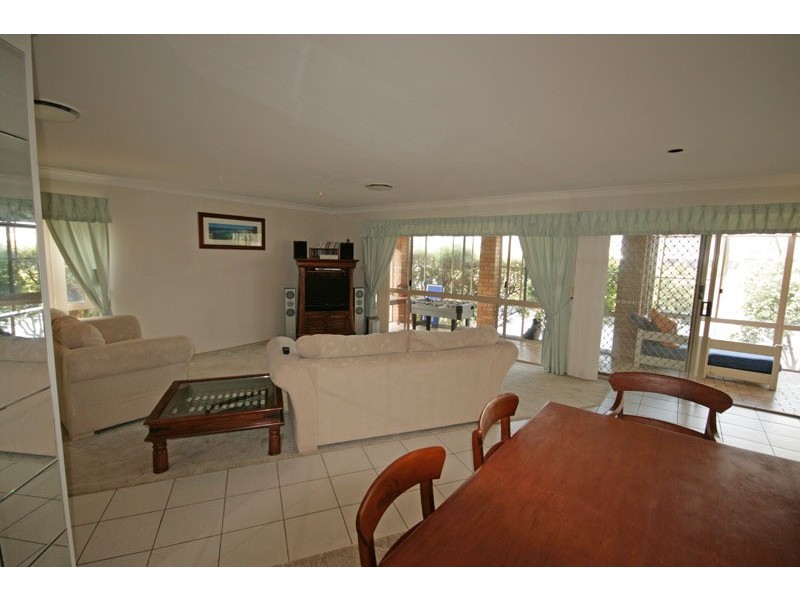 65 Andrew Avenue, Pottsville NSW 2489