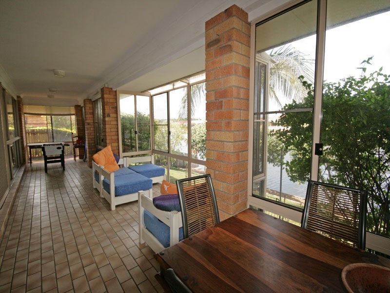 65 Andrew Avenue, Pottsville NSW 2489