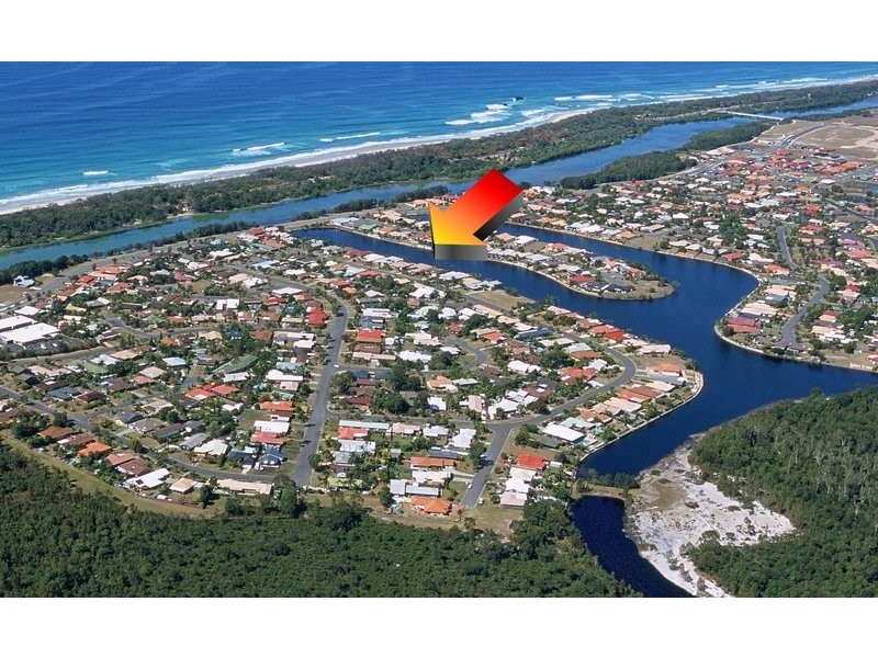 65 Andrew Avenue, Pottsville NSW 2489