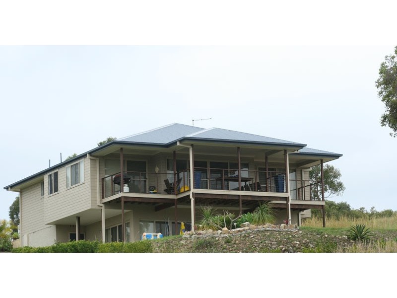 8 Euodia Street, Pottsville NSW 2489