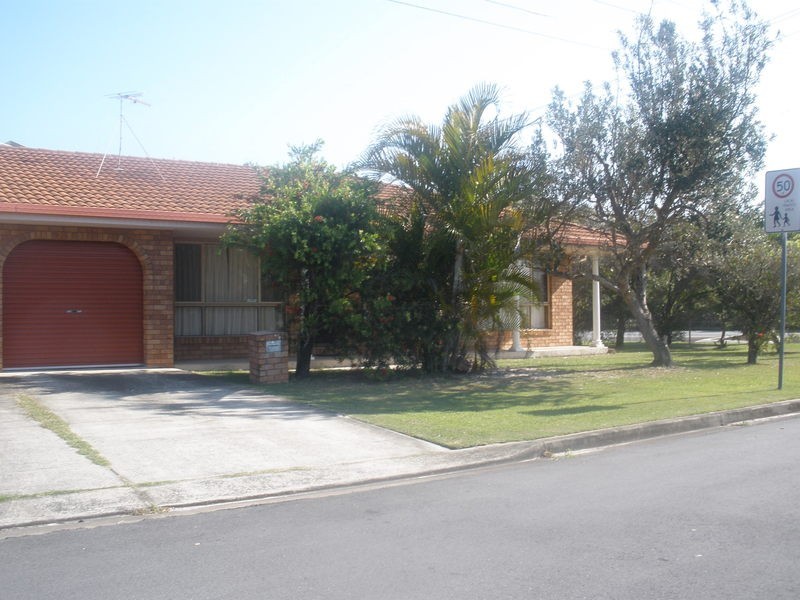 2/48b Coast Road Road, Pottsville NSW 2489