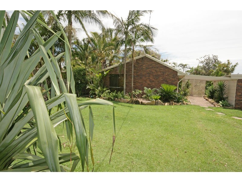 5 Elfran Avenue, Pottsville NSW 2489