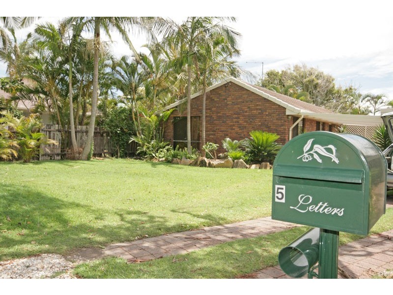 5 Elfran Avenue, Pottsville NSW 2489