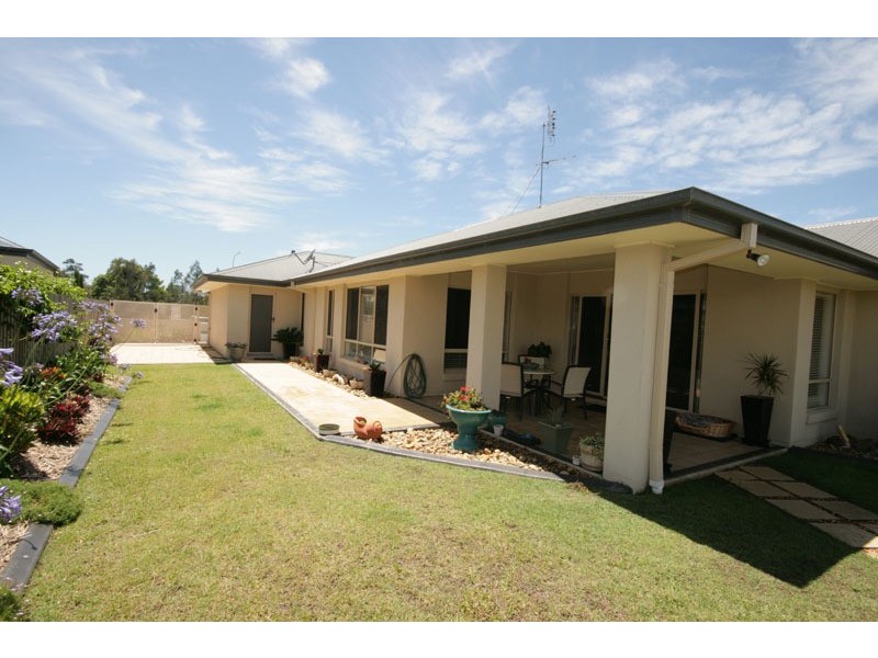 136 Overall Drive, Pottsville NSW 2489