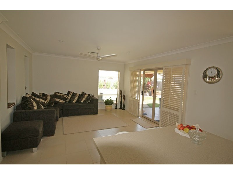 136 Overall Drive, Pottsville NSW 2489