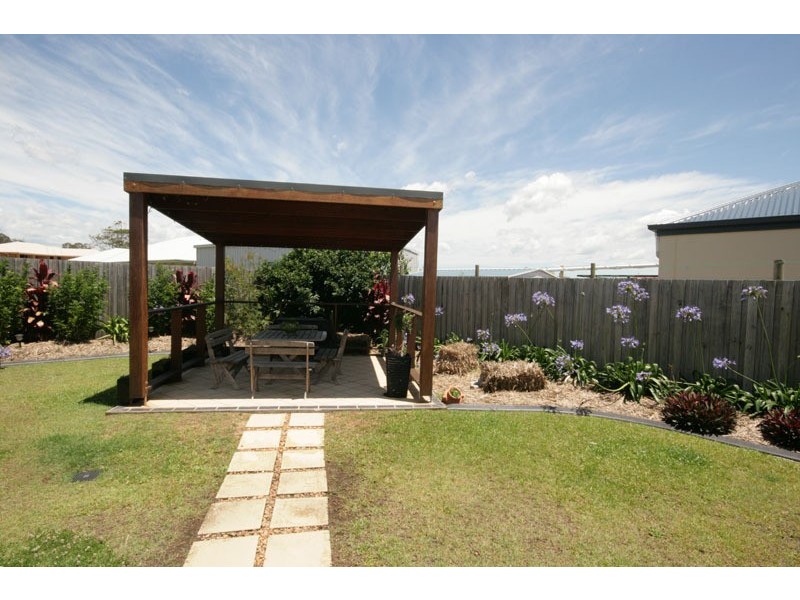 136 Overall Drive, Pottsville NSW 2489