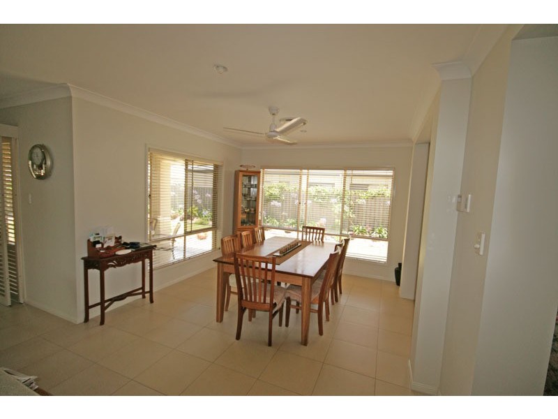 136 Overall Drive, Pottsville NSW 2489