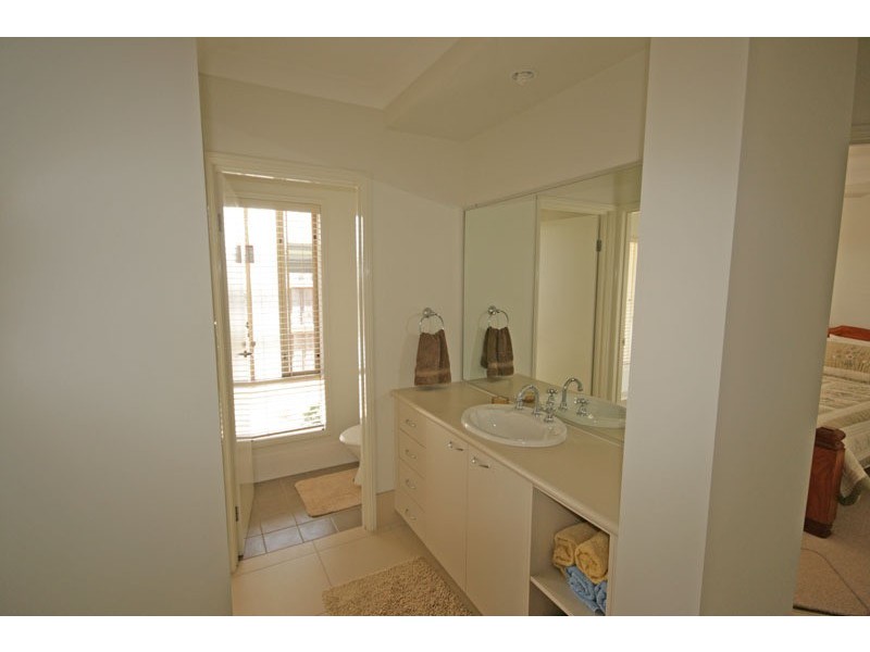 136 Overall Drive, Pottsville NSW 2489