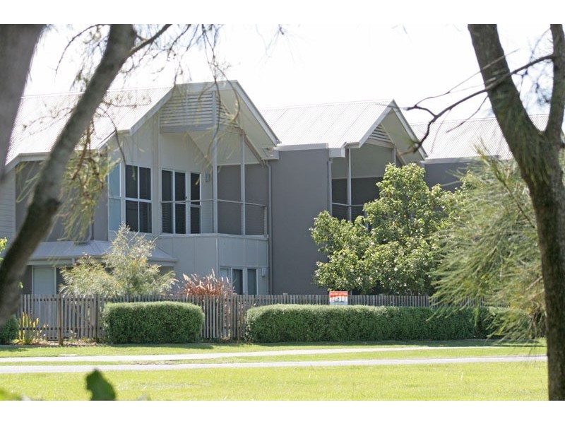 2-4 Overall Drive, Pottsville NSW 2489