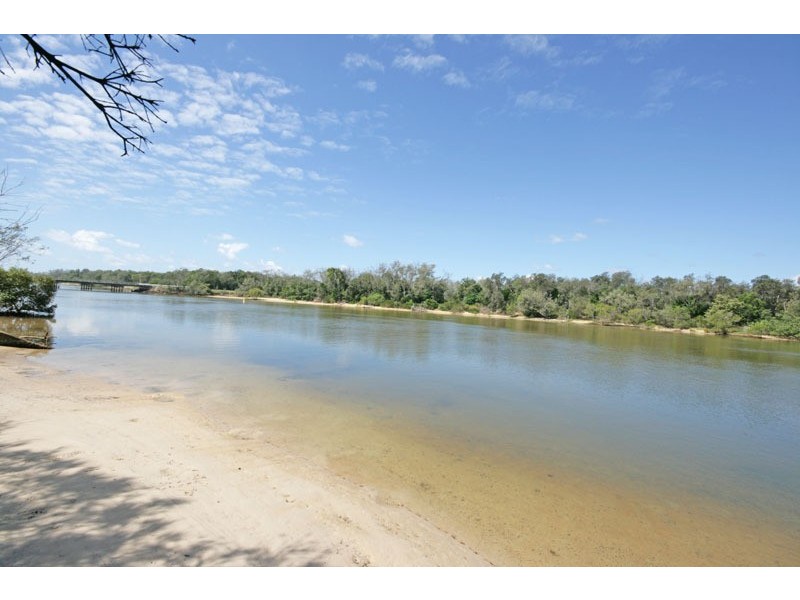 2-4 Overall Drive, Pottsville NSW 2489