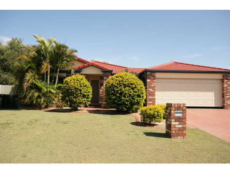 18 Border Crescent, Pottsville NSW 2489