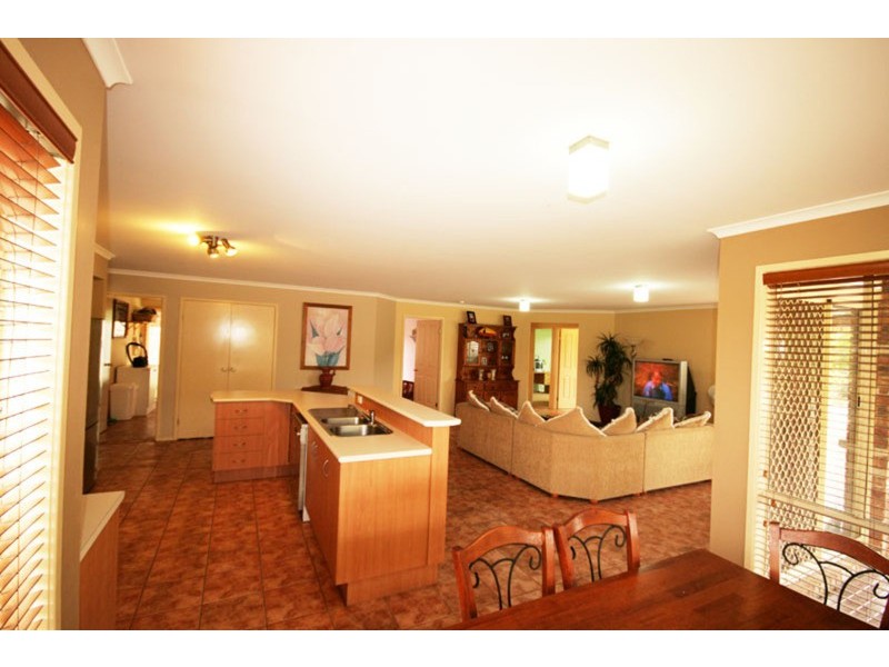 18 Border Crescent, Pottsville NSW 2489