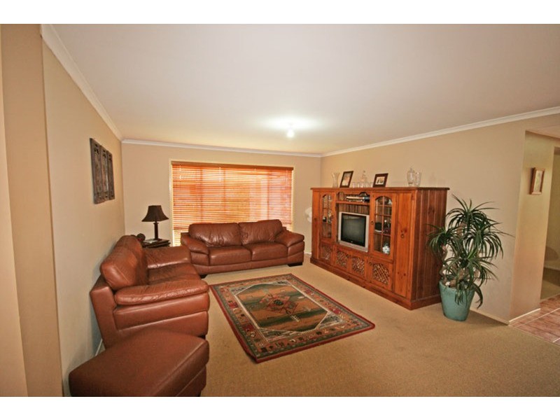 18 Border Crescent, Pottsville NSW 2489