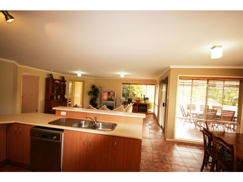 18 Border Crescent, Pottsville NSW 2489