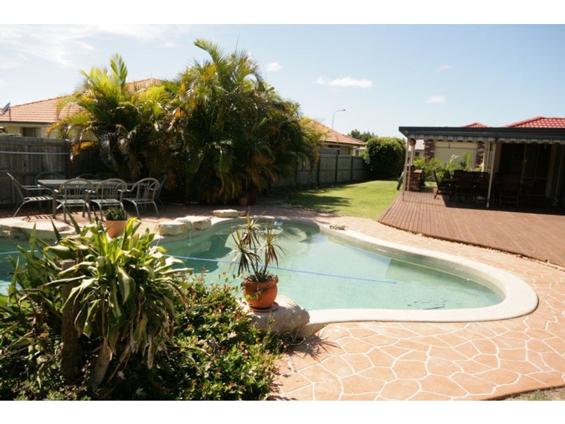 18 Border Crescent, Pottsville NSW 2489