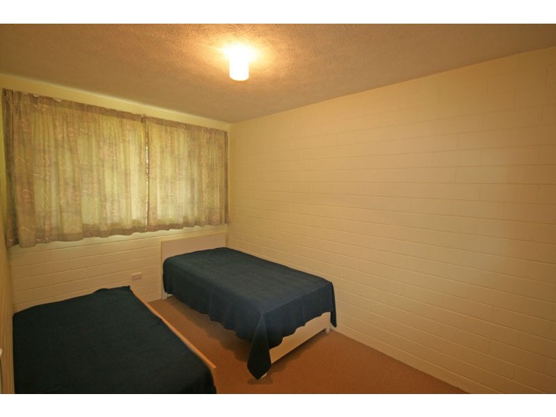 2/4 Boronia Avenue, Pottsville NSW 2489