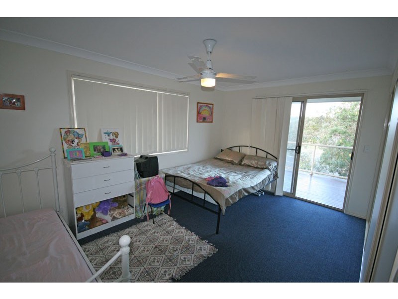 1/8 Overall Drive, Pottsville NSW 2489