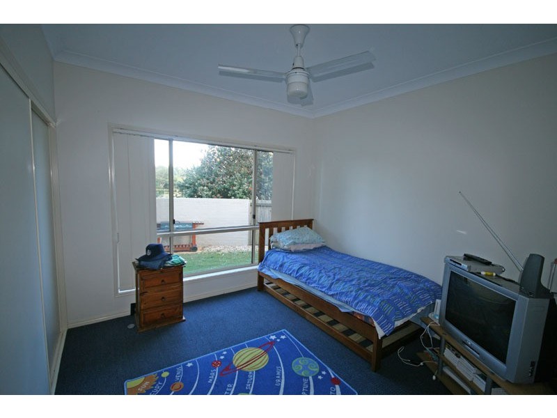 1/8 Overall Drive, Pottsville NSW 2489