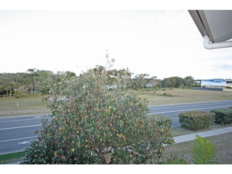 1/8 Overall Drive, Pottsville NSW 2489