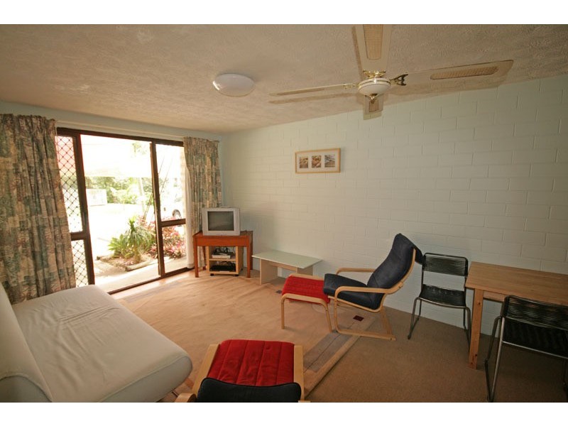 2/4 Boronia Avenue, Pottsville NSW 2489