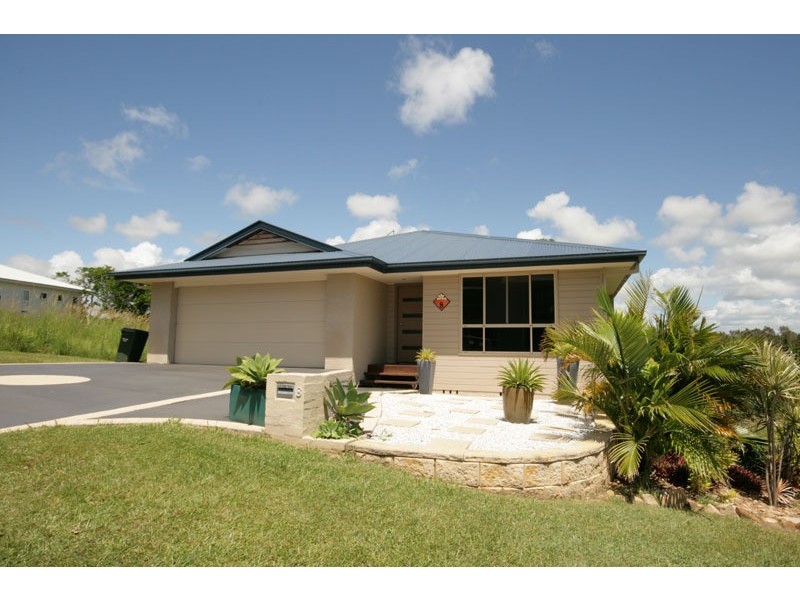 8 Euodia Avenue, Pottsville NSW 2489