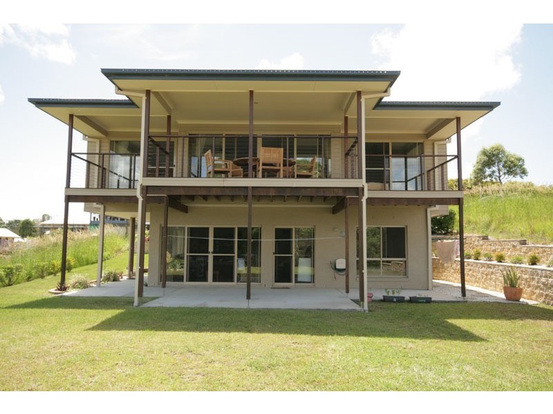 8 Euodia Avenue, Pottsville NSW 2489