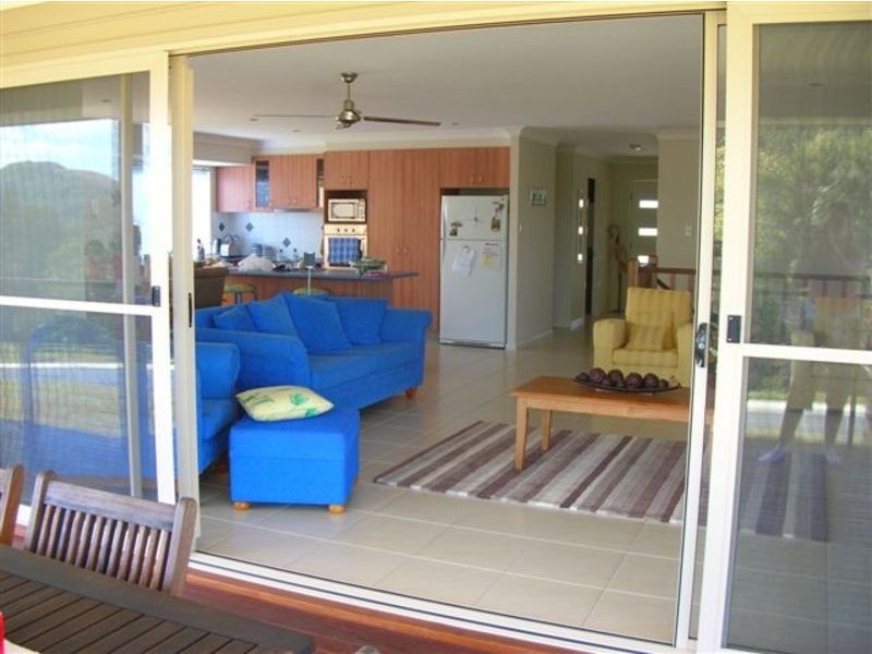 8 Euodia Avenue, Pottsville NSW 2489