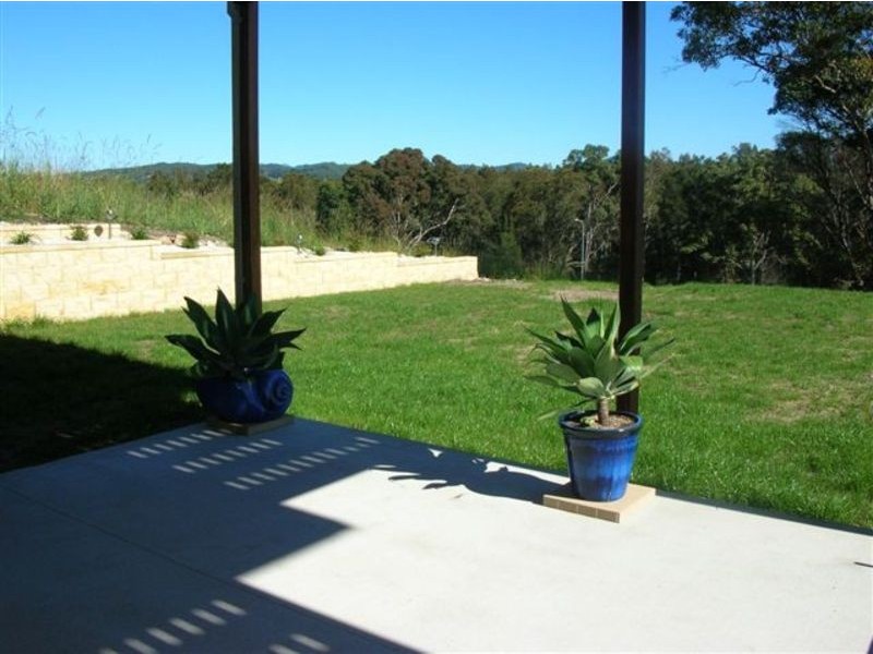 8 Euodia Avenue, Pottsville NSW 2489