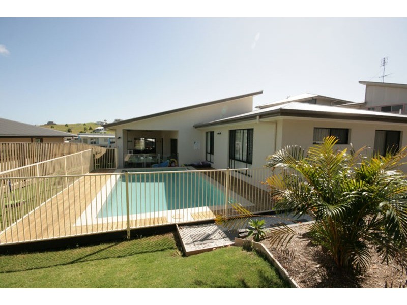 61 Sassafras Street, Pottsville NSW 2489