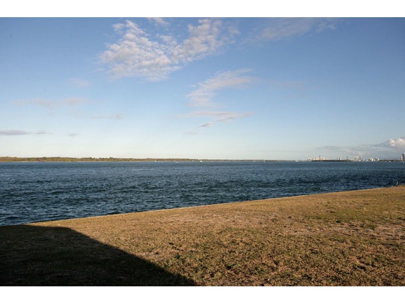 Lot 140 The Peninsula, Paradise Point QLD 4216