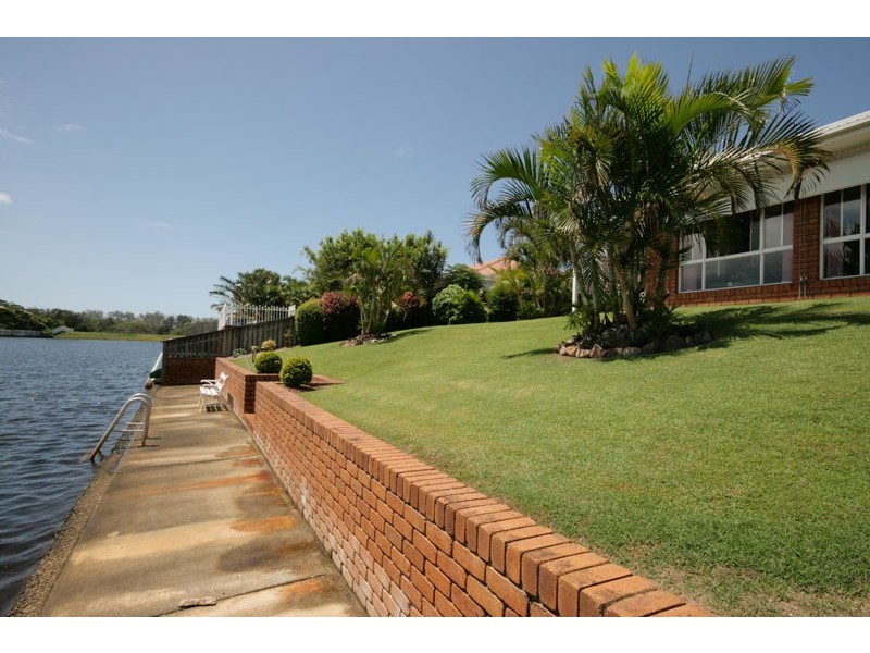 17 Edinburgh Court, Pottsville NSW 2489