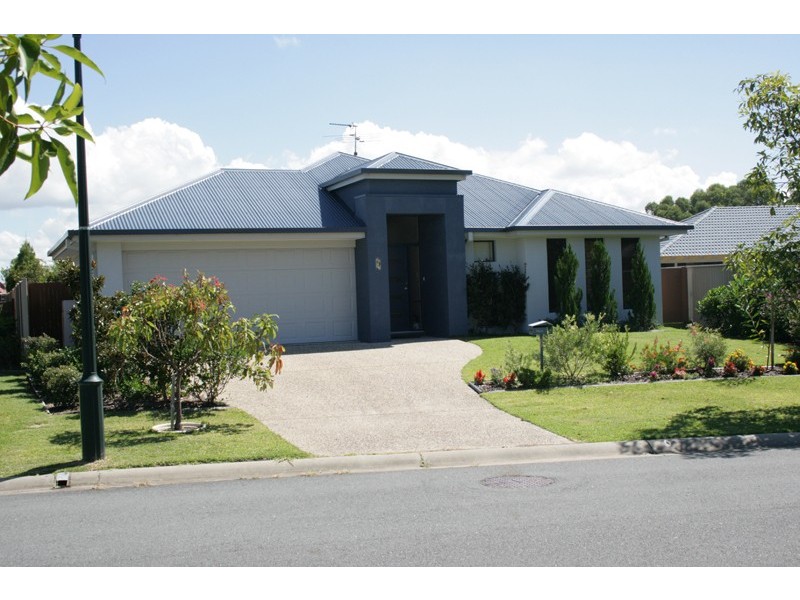 27 Suffolk Parade, Pottsville NSW 2489