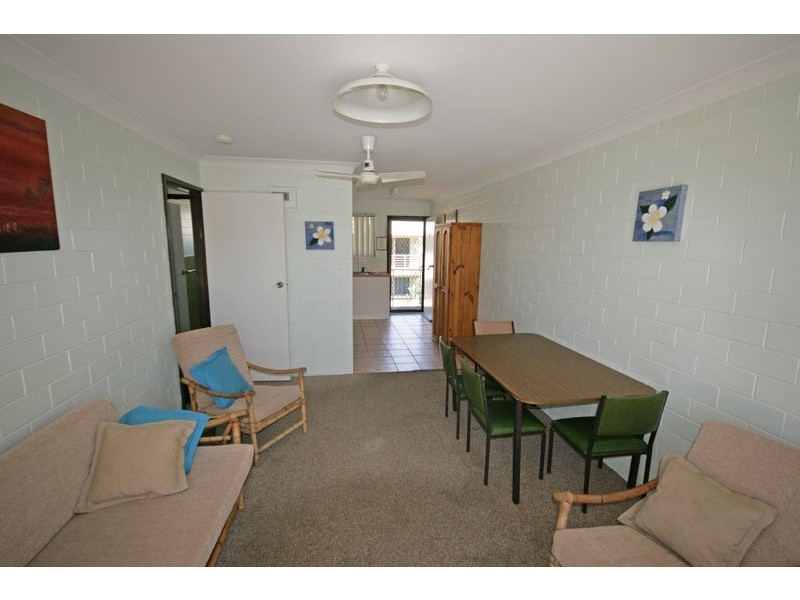 11/4 Boronia Avenue, Pottsville NSW 2489