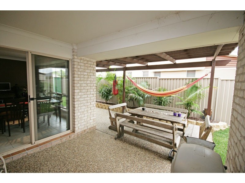 2/5 Tathra Avenue, Pottsville NSW 2489