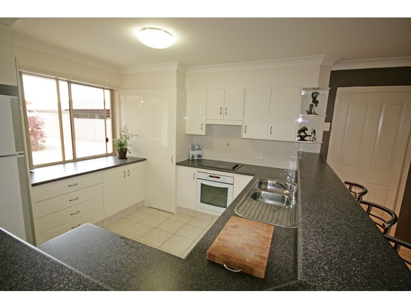 2/5 Tathra Avenue, Pottsville NSW 2489