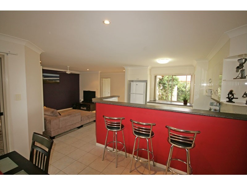 2/5 Tathra Avenue, Pottsville NSW 2489