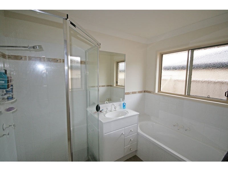 2/5 Tathra Avenue, Pottsville NSW 2489