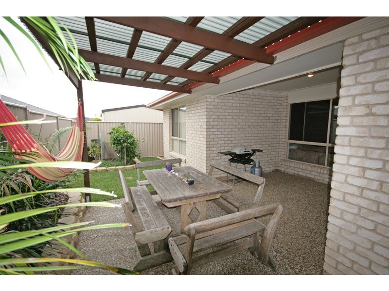 2/5 Tathra Avenue, Pottsville NSW 2489