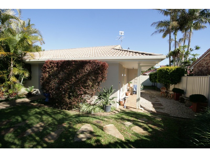 2/17 Elizabeth Street, Pottsville NSW 2489