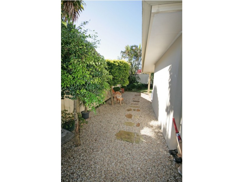 2/17 Elizabeth Street, Pottsville NSW 2489