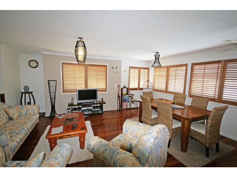 16 Tweed Coast Road, Pottsville NSW 2489