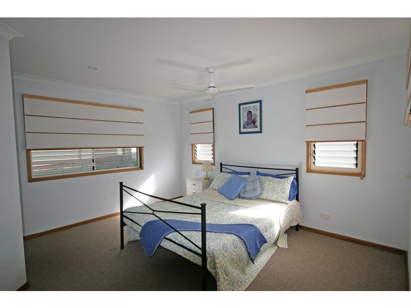 17 Flintwood Street, Pottsville NSW 2489