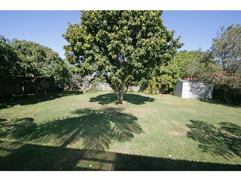 4 Royal Drive, Pottsville NSW 2489