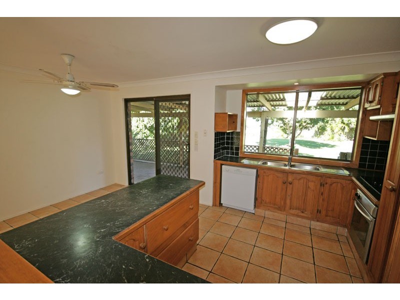 4 Royal Drive, Pottsville NSW 2489