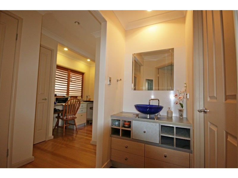 4 Suffolk Parade, Pottsville NSW 2489