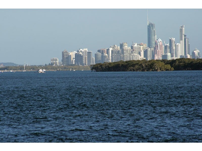 17 King Arthurs Court, Paradise Point QLD 4216