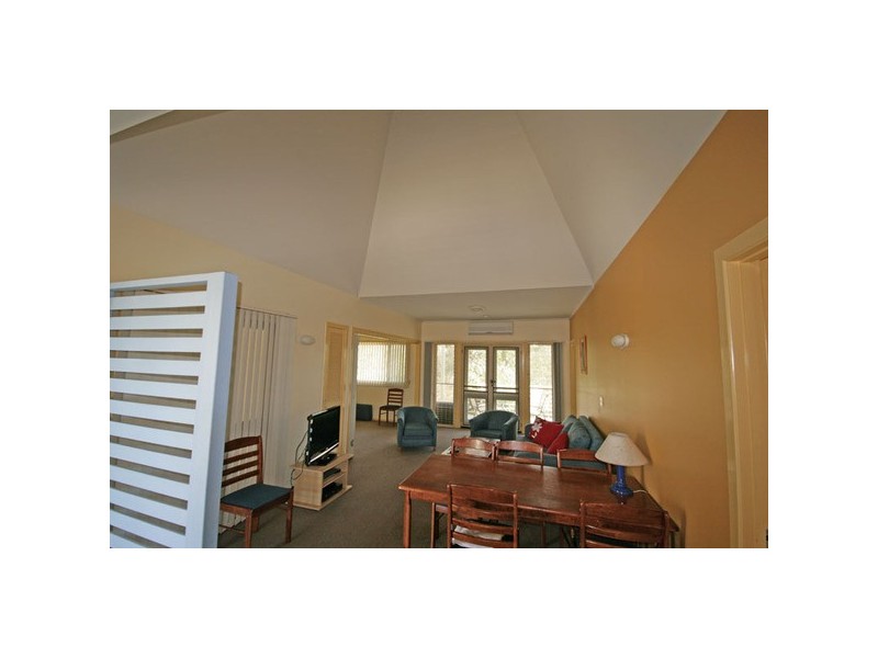 2 Creek Street, Hastings Point NSW 2489