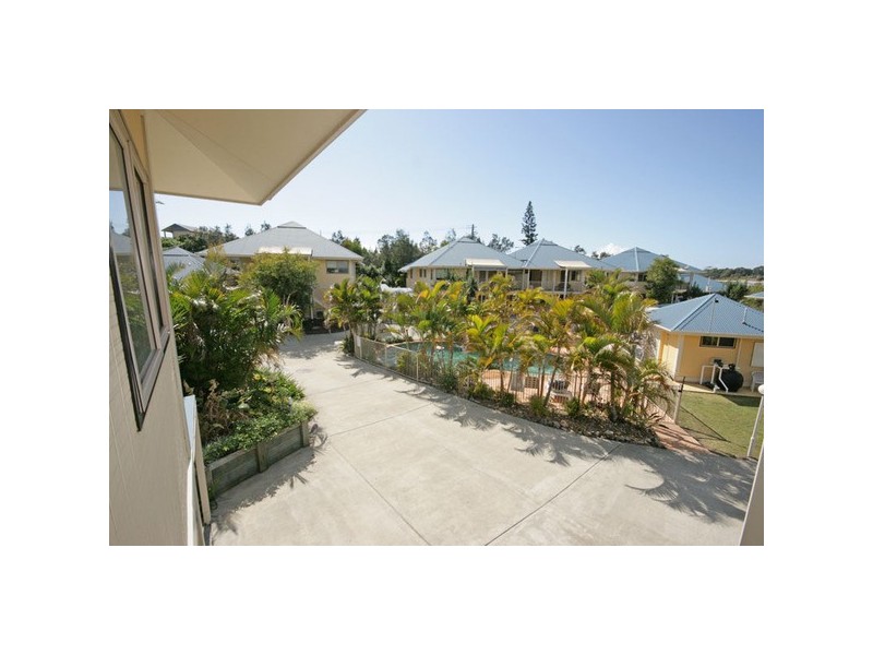 2 Creek Street, Hastings Point NSW 2489