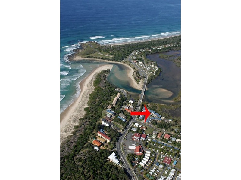 2 Creek Street, Hastings Point NSW 2489